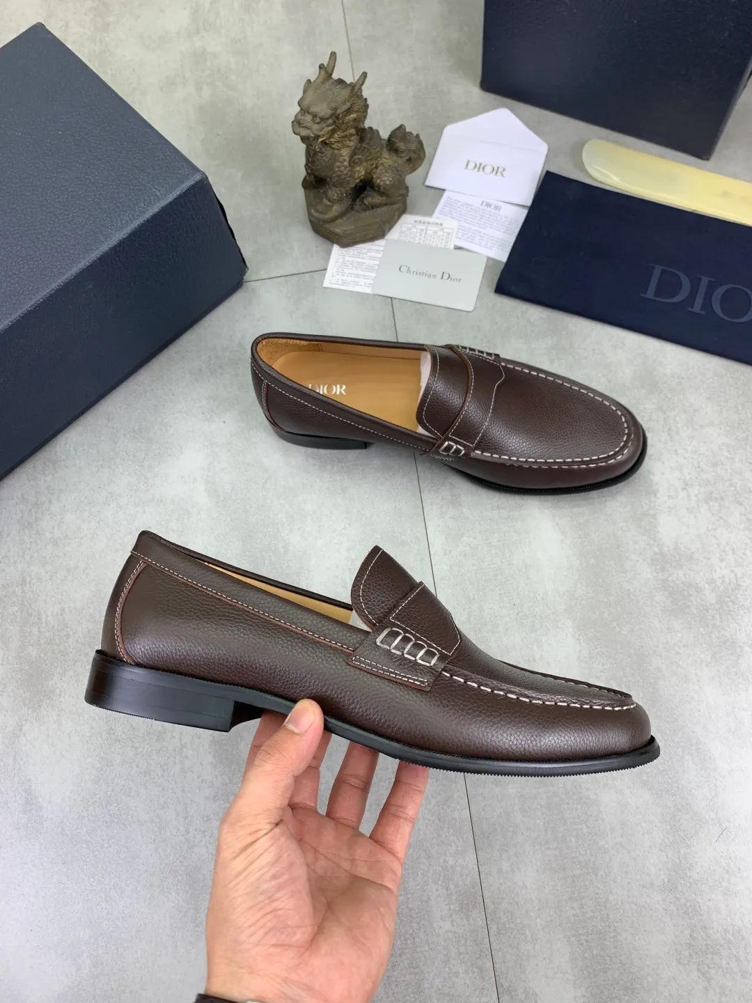 Men's men's shoes 💰P560 new style 💰high version 💎💎💎Dior original version! Top Italian purchasing agent! Men's business casual leather shoes, original imported pebbled calfskin upper, ultimate texture, gentlemanly style, imported water-dyed cowhide inside, top-quality original Italian rubber outsole, first-class workmanship, top quality! Size: 39-44 (45 customized) 3️⃣ colors available
